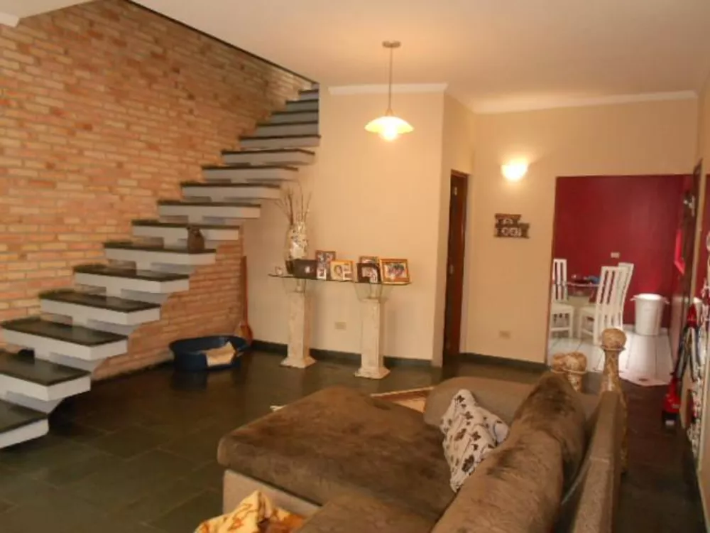 Sobrado à venda com 3 quartos, 145m² - Foto 1