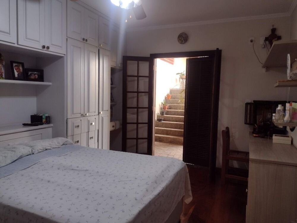 Casa, 3 quartos, 330 m² - Foto 1