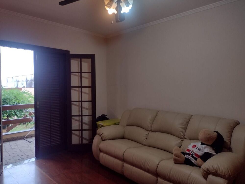 Casa, 3 quartos, 330 m² - Foto 3