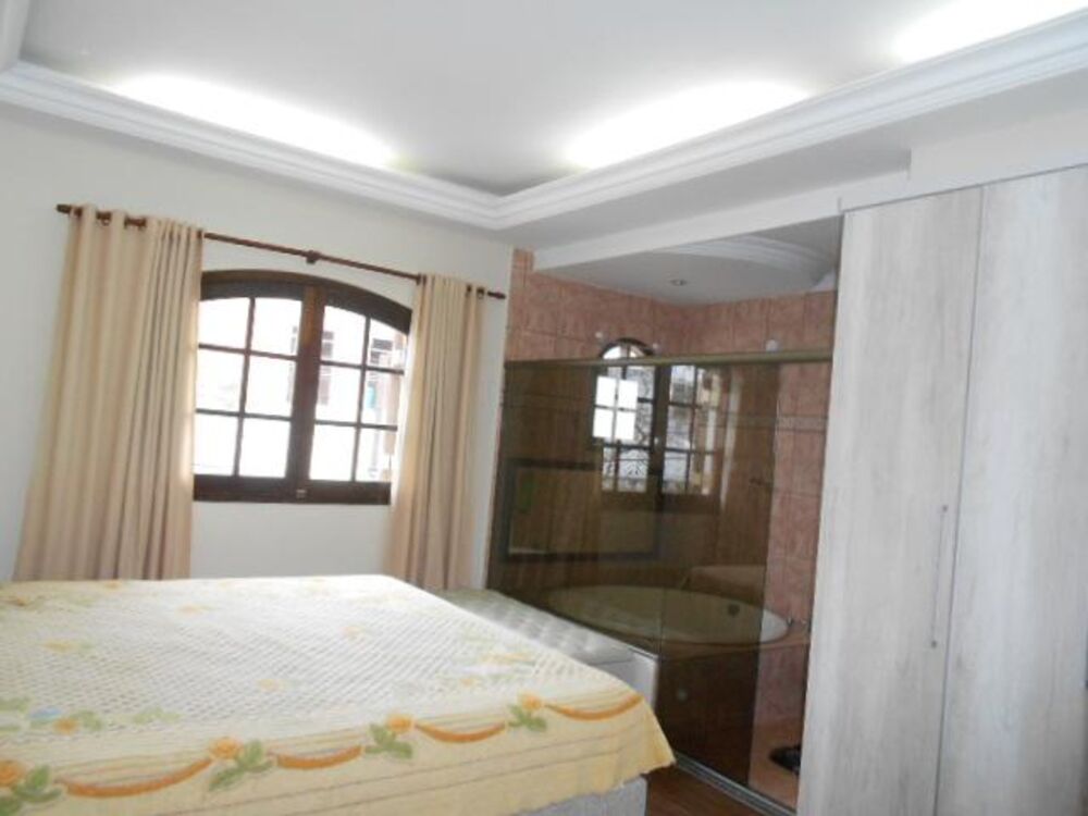 Sobrado, 3 quartos, 206 m² - Foto 2