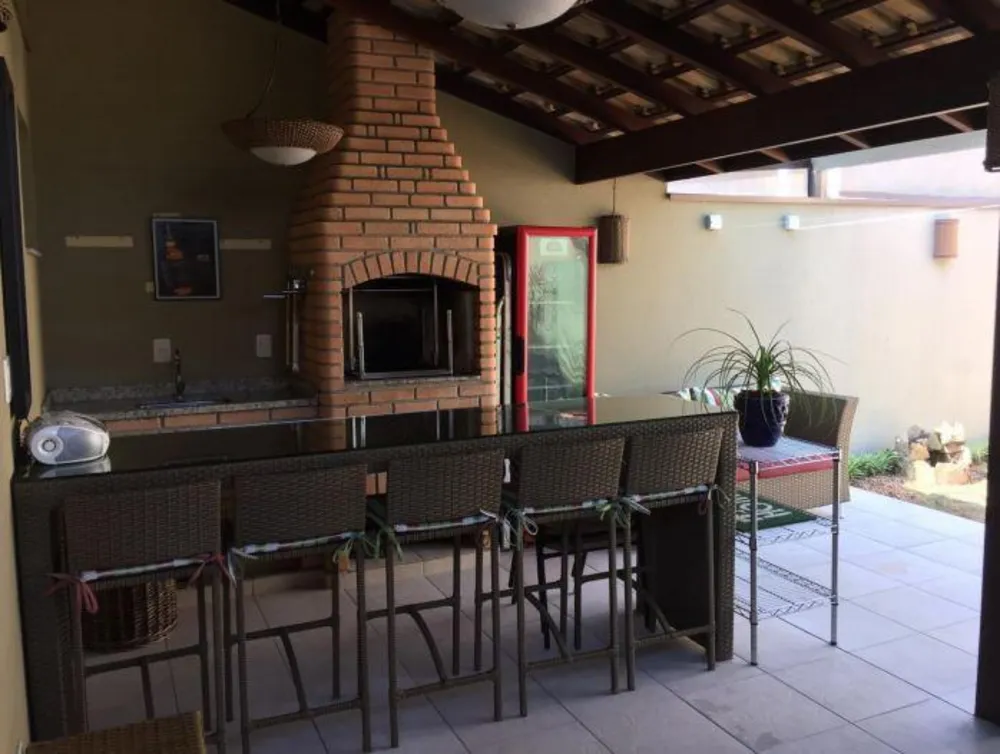 Sobrado, 4 quartos, 290 m² - Foto 2