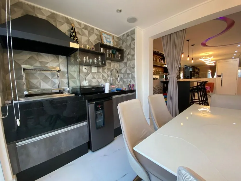 Apartamento, 3 quartos, 125 m² - Foto 1