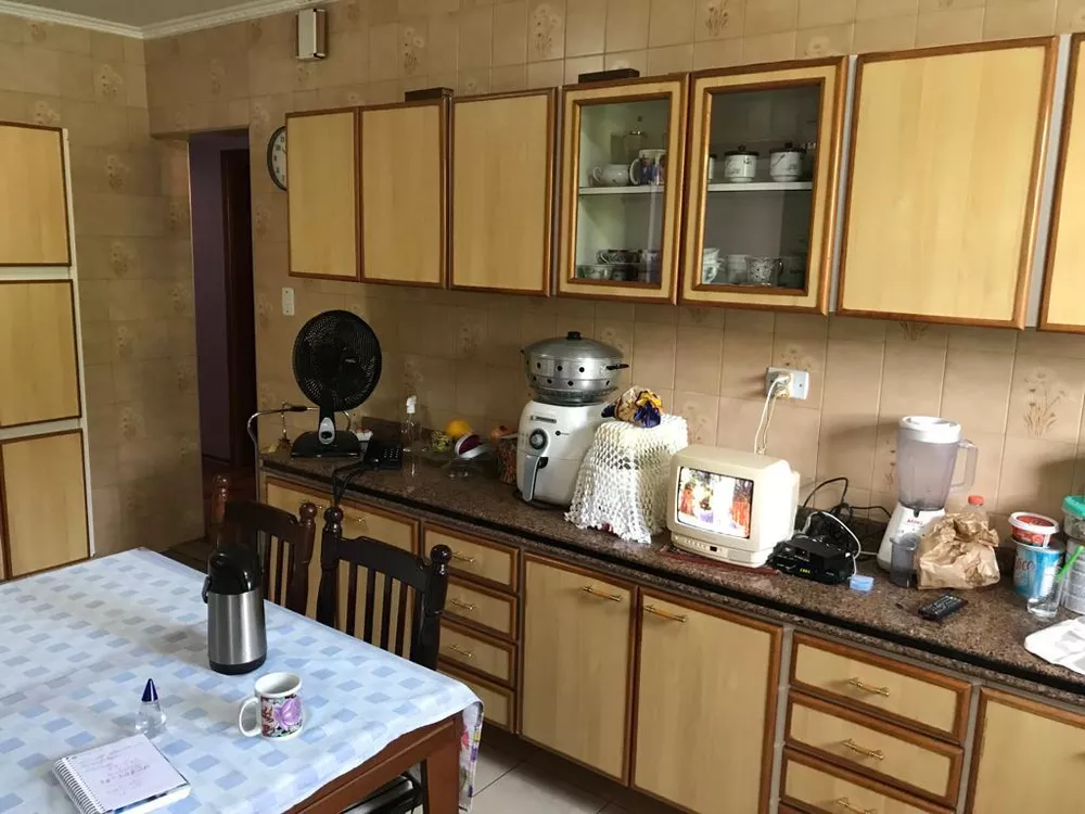 Casa à venda com 3 quartos, 250m² - Foto 8