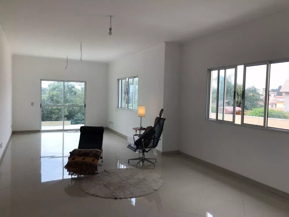 Sobrado à venda com 4 quartos, 365m² - Foto 4