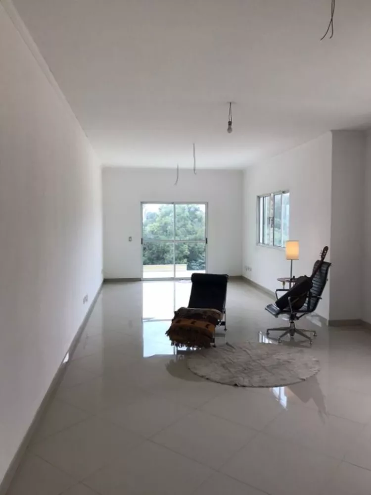 Sobrado à venda com 4 quartos, 365m² - Foto 2