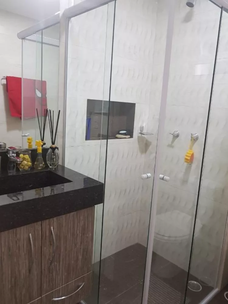 Apartamento à venda com 2 quartos, 70m² - Foto 5