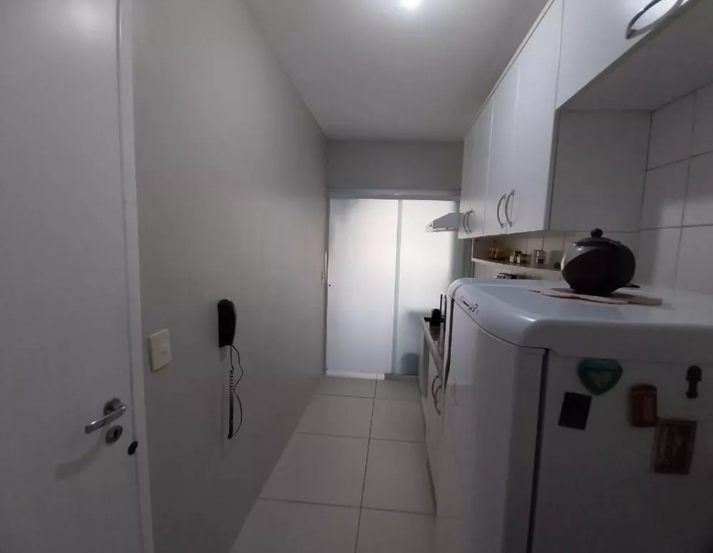 Apartamento à venda com 3 quartos, 68m² - Foto 19