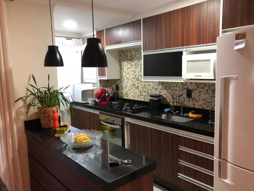 Apartamento à venda com 3 quartos, 92m² - Foto 1