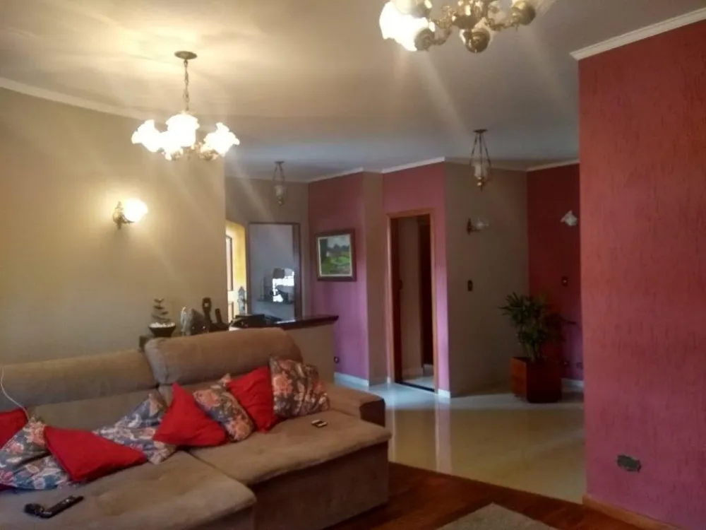 Casa, 3 quartos, 280 m² - Foto 1