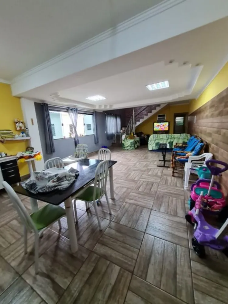 Sobrado, 6 quartos, 300 m² - Foto 4