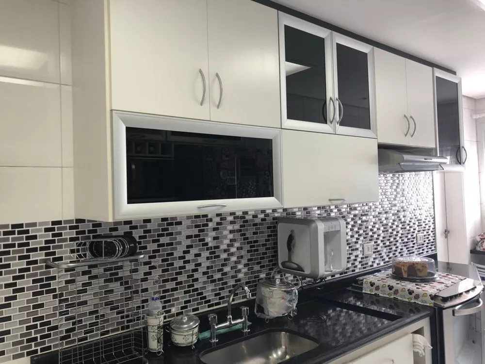 Apartamento à venda com 3 quartos, 97m² - Foto 8