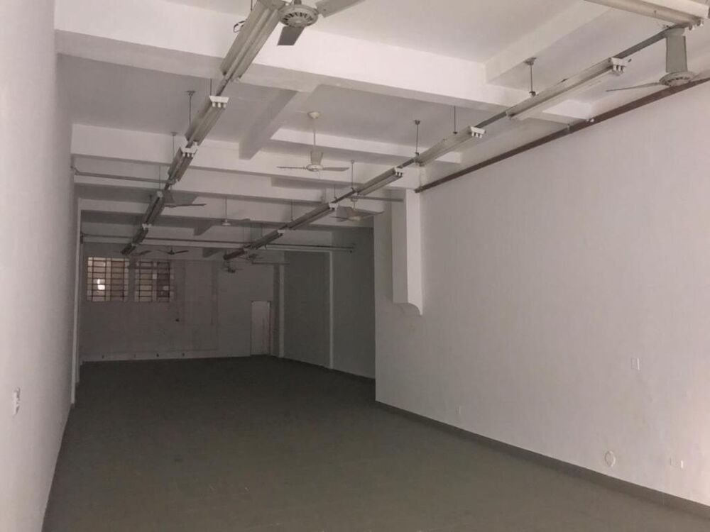 Loja-Salão, 204 m² - Foto 1