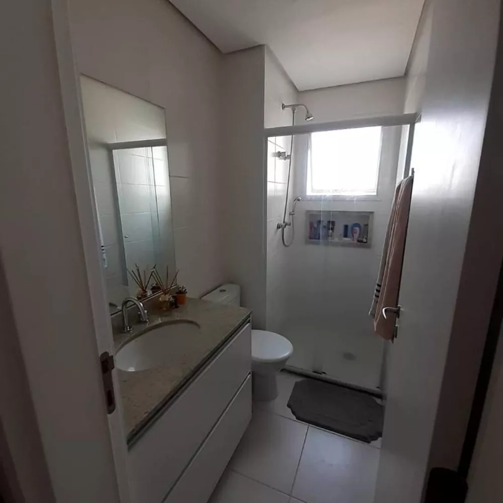 Apartamento à venda com 2 quartos, 67m² - Foto 4