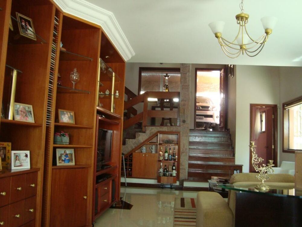 Sobrado, 4 quartos, 500 m² - Foto 1