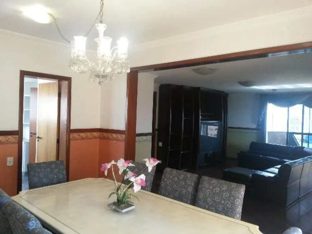 Apartamento, 4 quartos, 230 m² - Foto 2