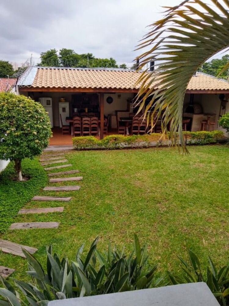 Sobrado, 3 quartos, 380 m² - Foto 1