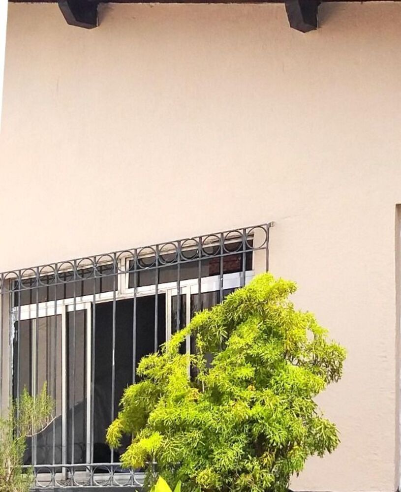 Casa à venda com 2 quartos, 172m² - Foto 2