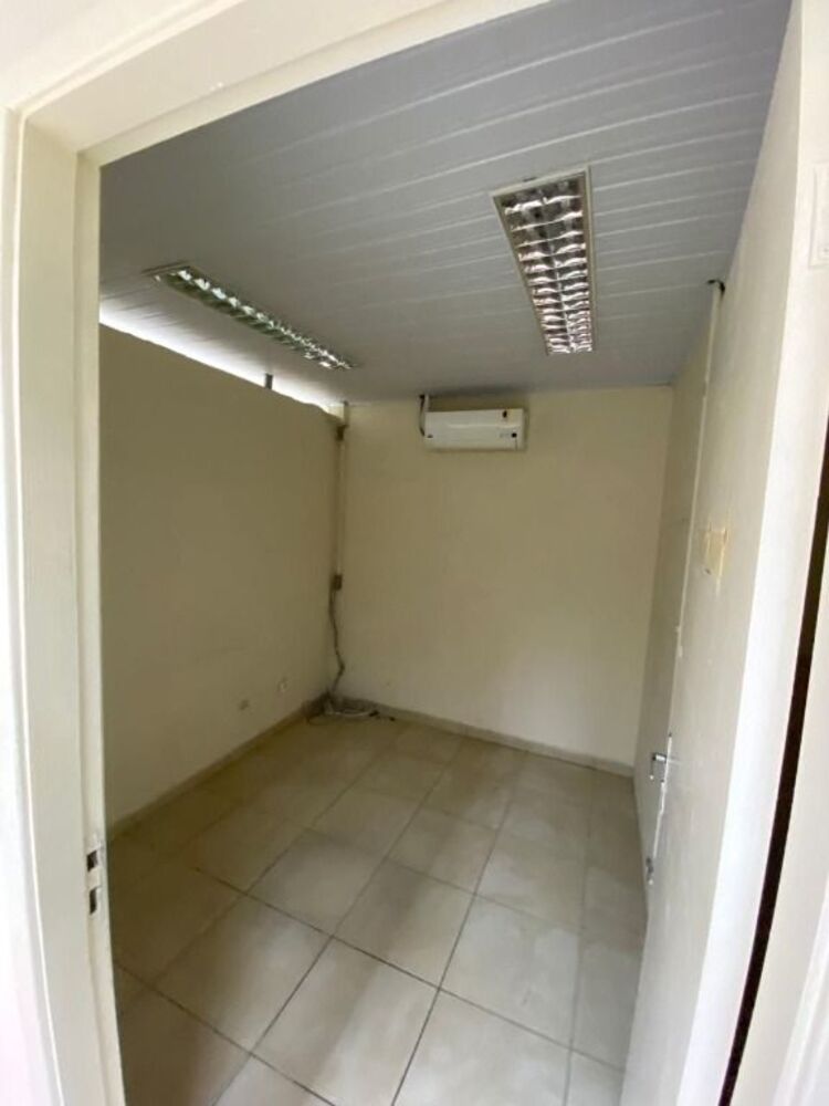 Depósito-Galpão, 250 m² - Foto 2