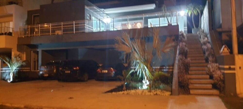 Sobrado, 5 quartos, 496 m² - Foto 1
