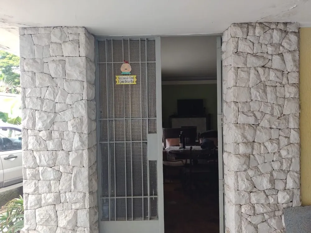 Casa, 5 quartos, 210 m² - Foto 1