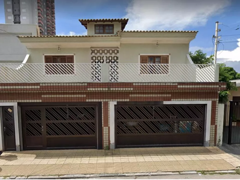 Sobrado à venda com 3 quartos, 421m² - Foto 1