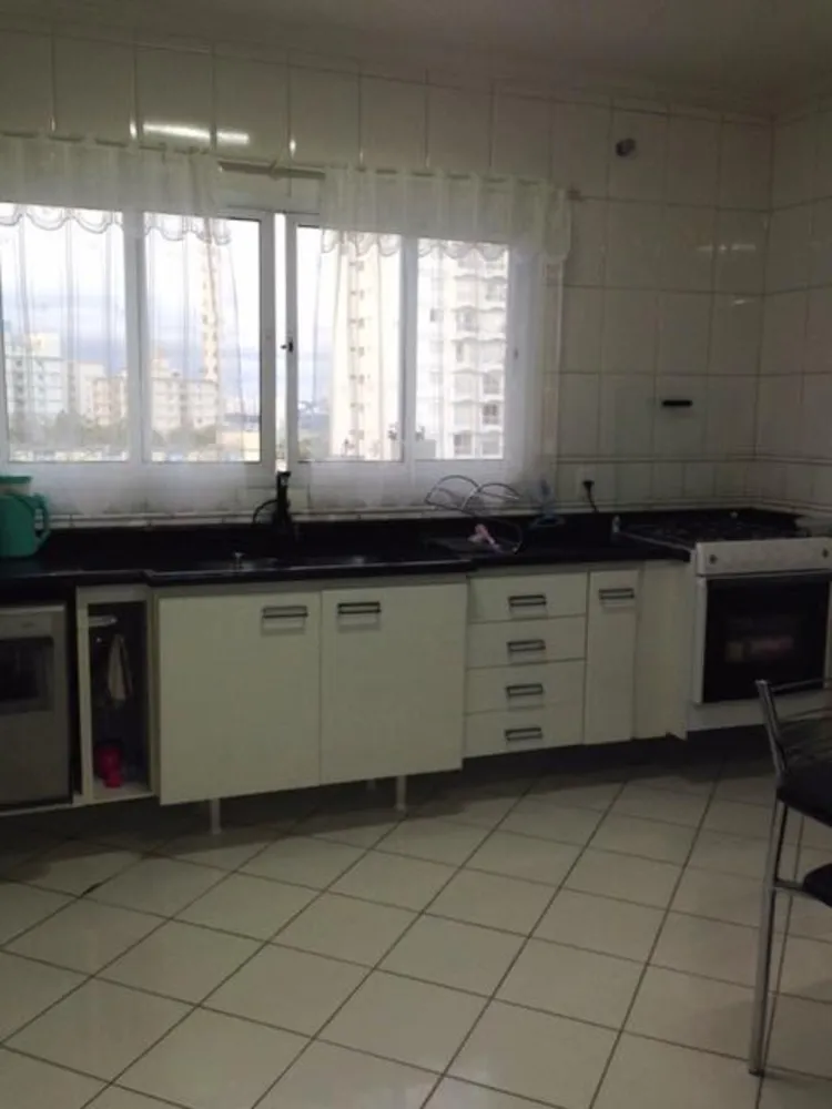 Sobrado, 3 quartos, 250 m² - Foto 5