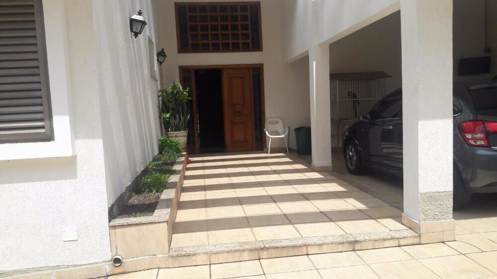 Sobrado, 5 quartos, 550 m² - Foto 1