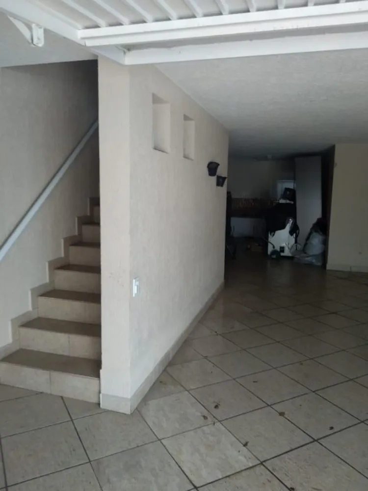 Sobrado, 3 quartos, 173 m² - Foto 2