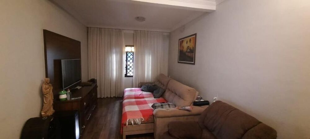 Sobrado, 4 quartos, 180 m² - Foto 1