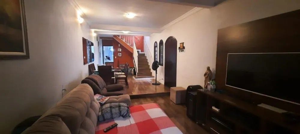 Sobrado, 4 quartos, 180 m² - Foto 2