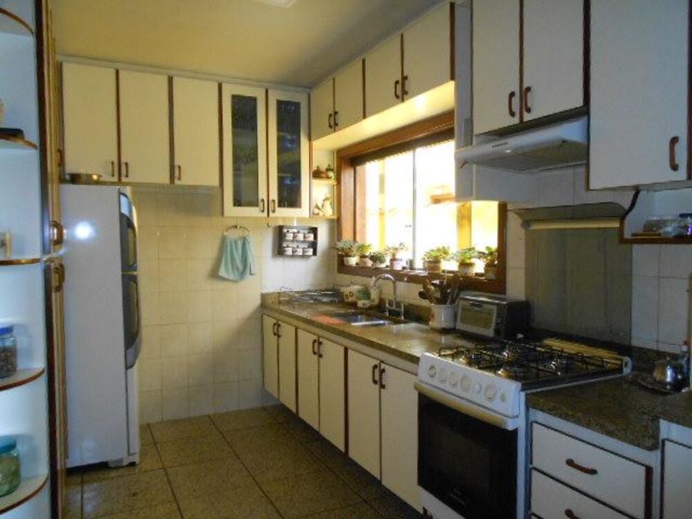 Sobrado à venda com 4 quartos, 330m² - Foto 5