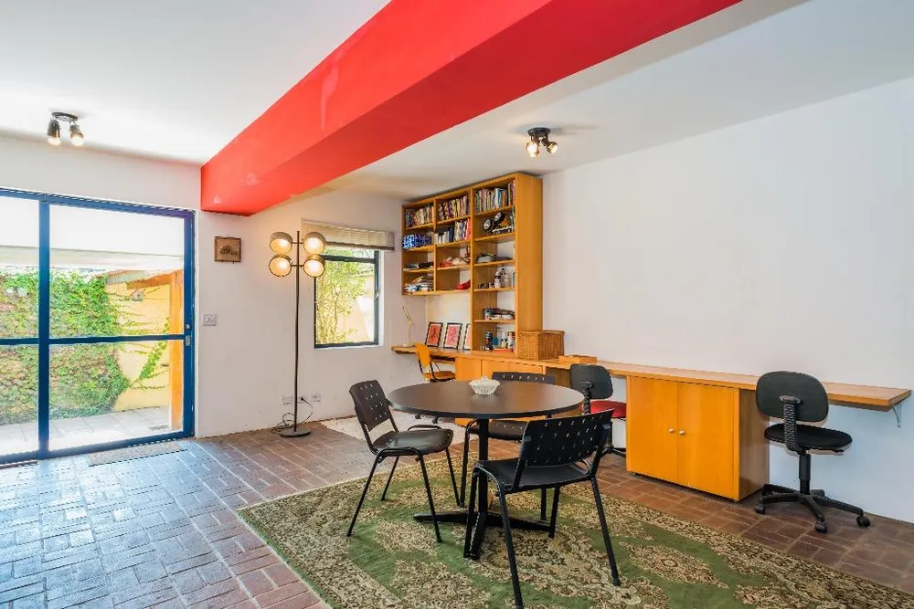 Sobrado, 4 quartos, 320 m² - Foto 1