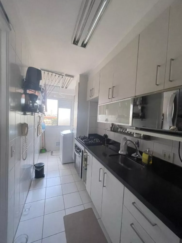 Apartamento à venda com 2 quartos, 60m² - Foto 8