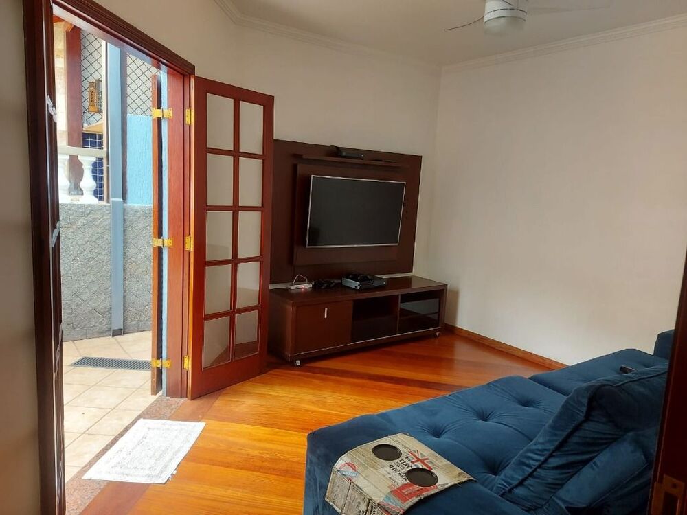 Casa, 5 quartos, 302 m² - Foto 2