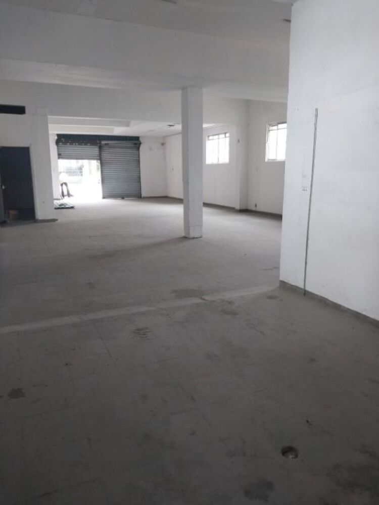 Loja-Salão, 240 m² - Foto 1