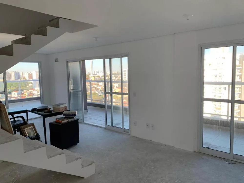 Apartamento à venda com 3 quartos, 135m² - Foto 2