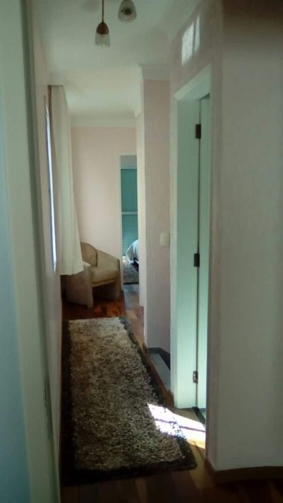 Sobrado à venda com 4 quartos, 150m² - Foto 1