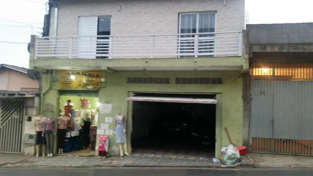 Sobrado, 2 quartos, 350 m² - Foto 1