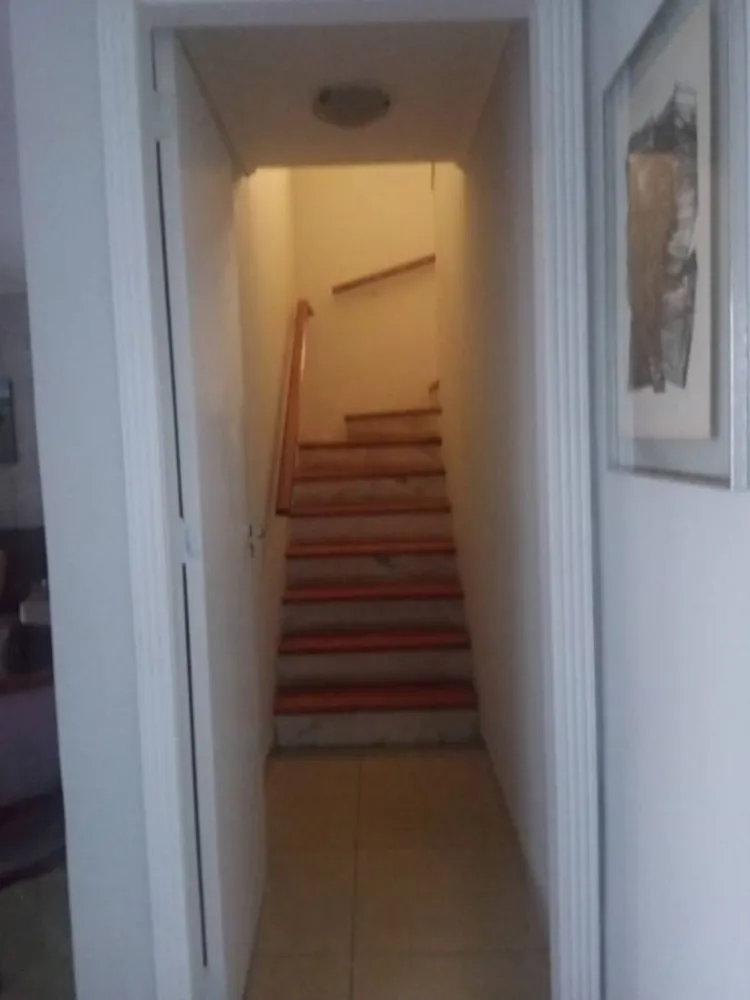 Sobrado, 3 quartos, 250 m² - Foto 1