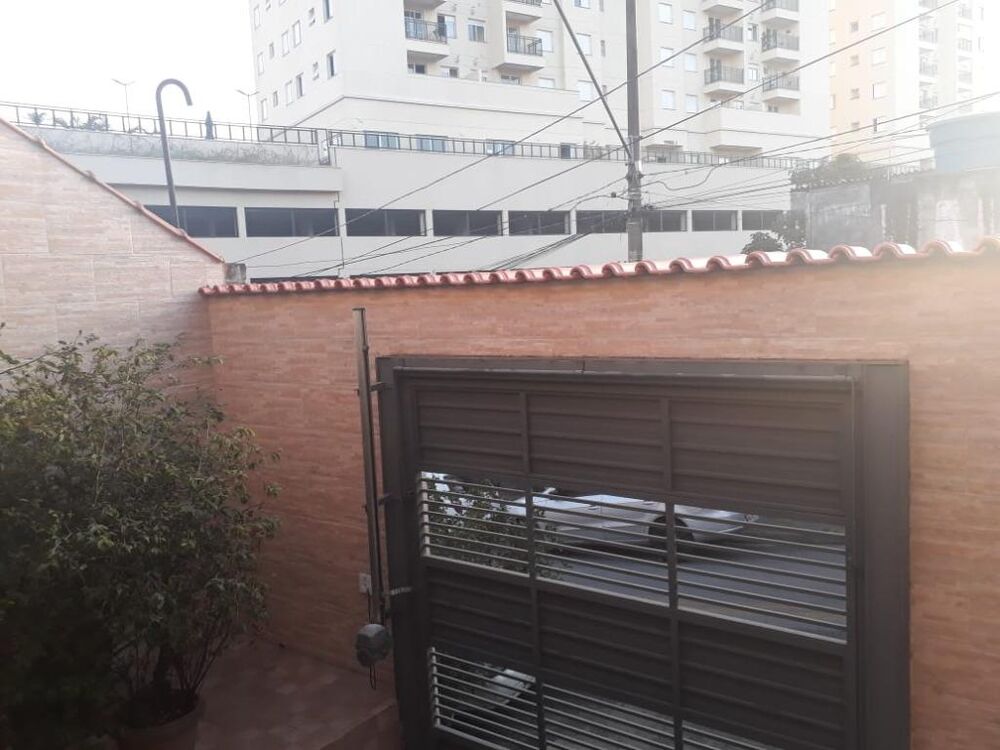Casa à venda com 2 quartos, 140m² - Foto 1