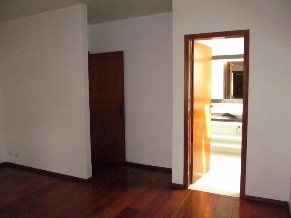 Casa, 5 quartos, 450 m² - Foto 1