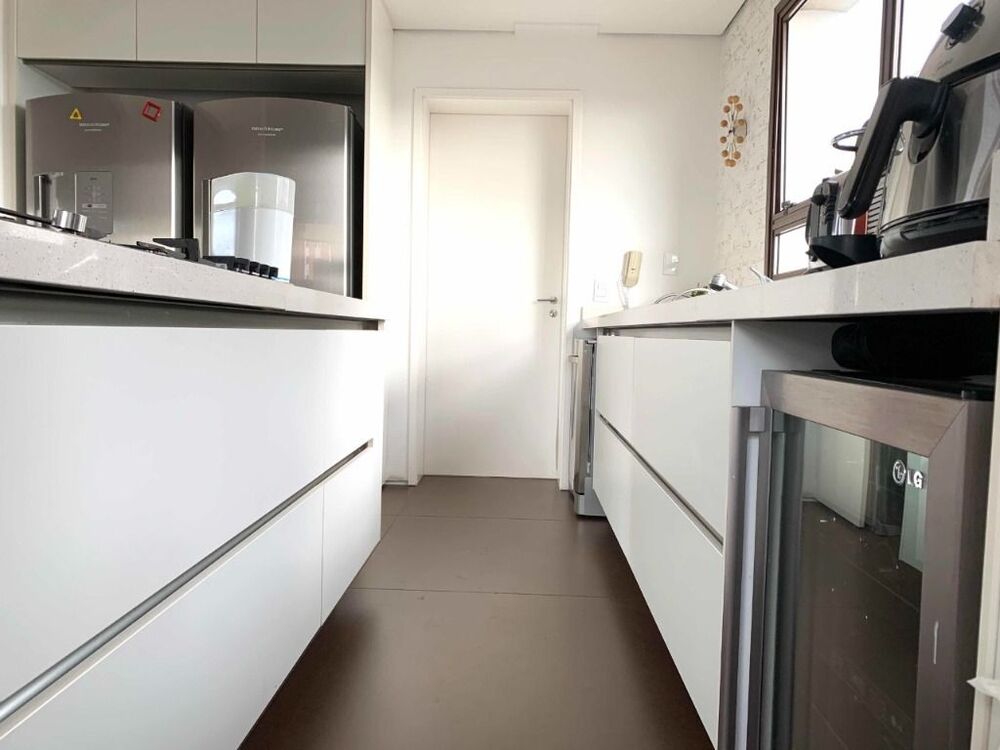 Apartamento, 3 quartos, 192 m² - Foto 1
