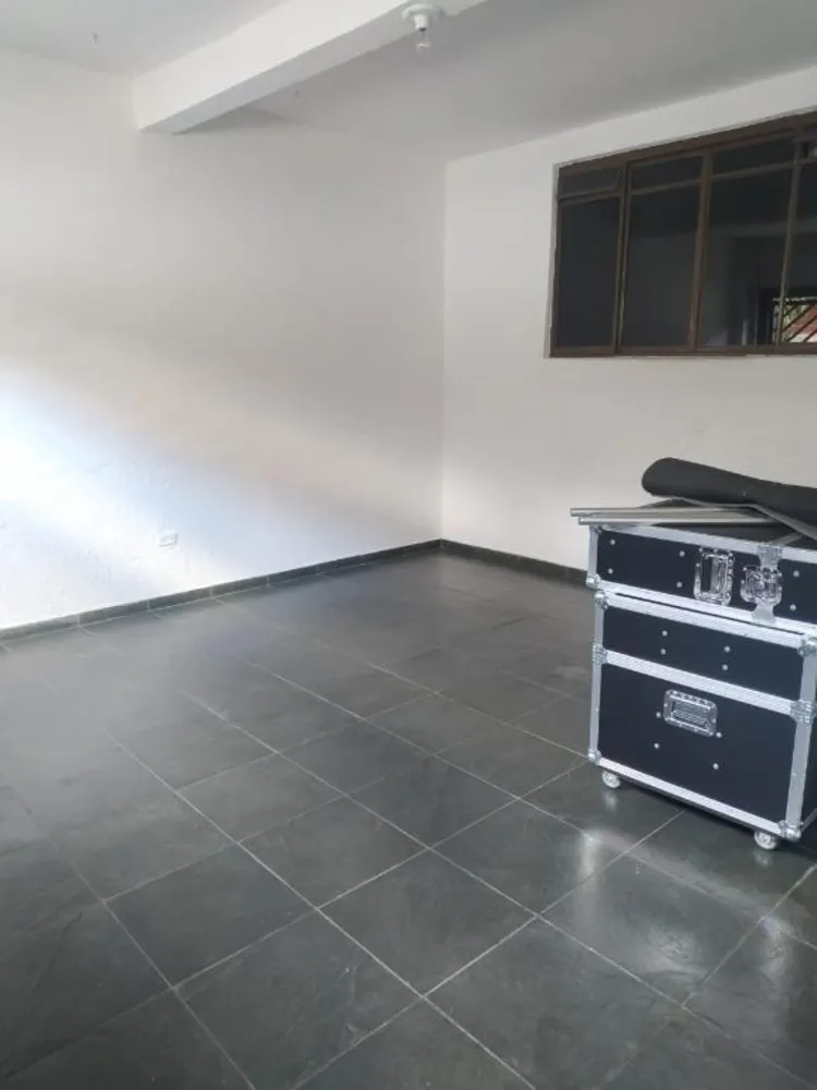 Casa, 4 quartos, 330 m² - Foto 11