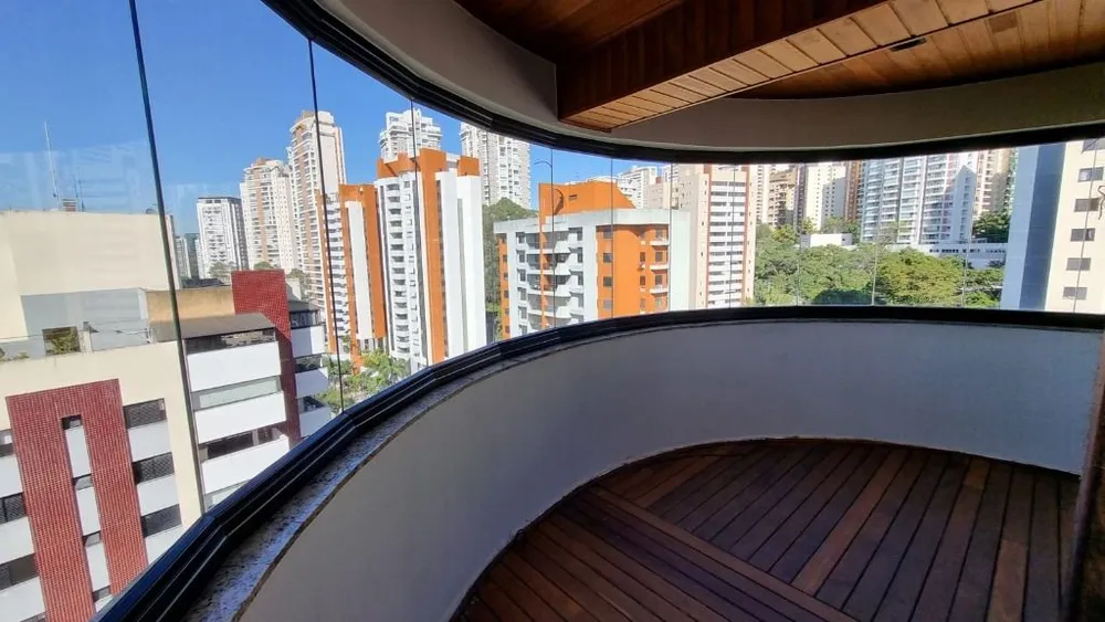 Apartamento, 3 quartos, 140 m² - Foto 2