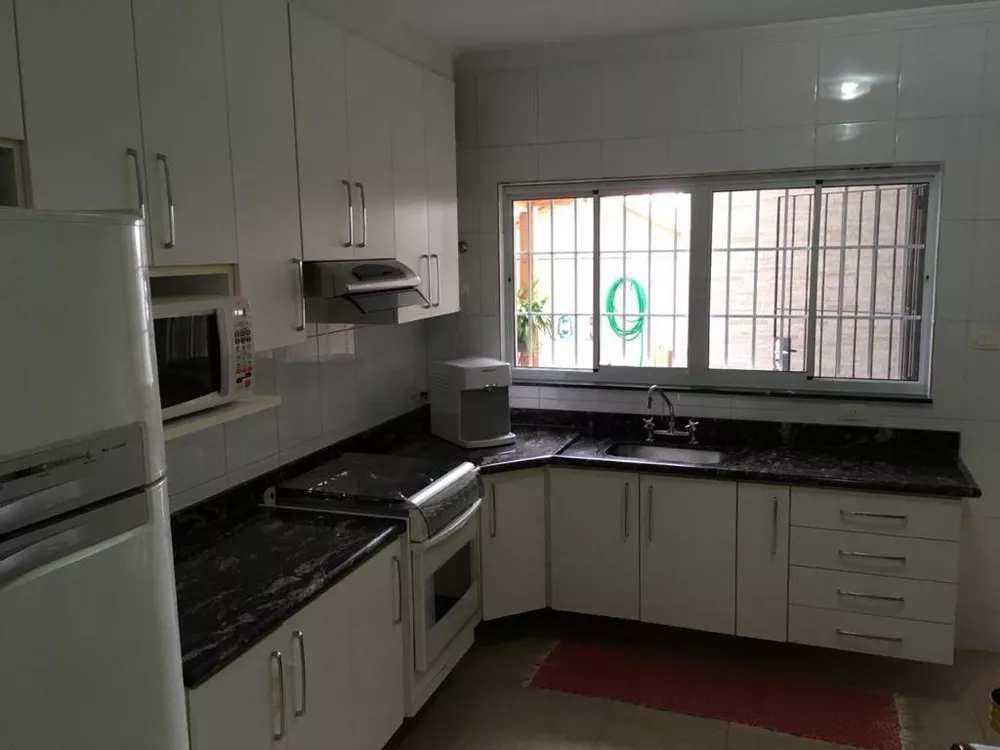 Sobrado à venda com 3 quartos, 330m² - Foto 4