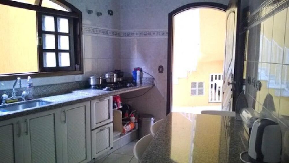 Casa, 2 quartos, 184 m² - Foto 1