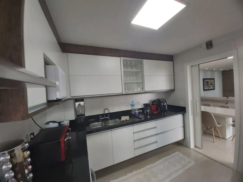 Apartamento, 3 quartos, 156 m² - Foto 1