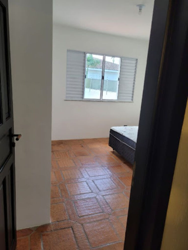 Casa, 5 quartos, 247 m² - Foto 1