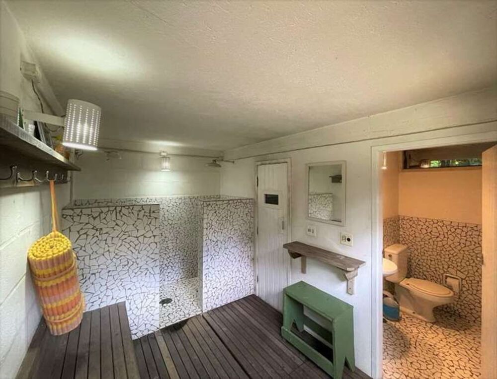 Sobrado à venda com 3 quartos, 380m² - Foto 1