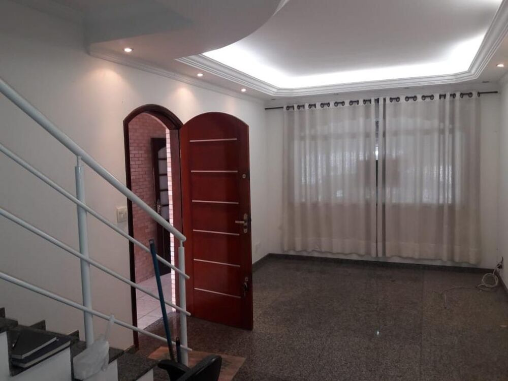 Sobrado à venda com 3 quartos, 125m² - Foto 1